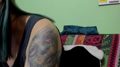 Snapshot of waningrosee chatting on 14, 2, 2025 Waningrose Lu online show from 14, 2, 2025