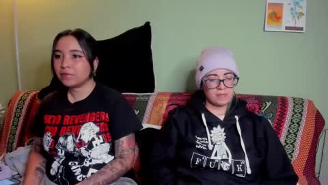 Snapshot of waningrosee chatting on 19, 2, 2025 Waningrose Lu online show from 19, 2, 2025