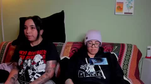 Snapshot of waningrosee chatting on 19, 2, 2025 Waningrose Lu online show from 19, 2, 2025