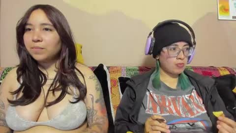 Snapshot of waningrosee chatting on 16, 9, 2025 Waningrose Lu online show from 16, 9, 2025