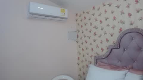 Snapshot of watson_crystal00 chatting on 16, 3, 2026 Milf Latina online show from 16, 3, 2026