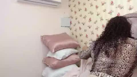 Snapshot of watson_crystal00 chatting on 20, 3, 2026 Milf Latina online show from 20, 3, 2026