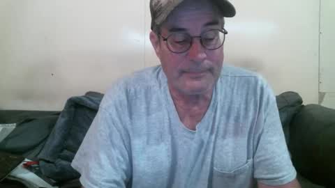 Snapshot of wbfarm chatting on 23, 3, 2026 WB Farm online show from 23, 3, 2026