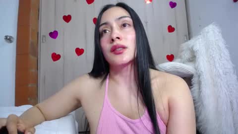 we_we77 online show from 9, 3, 2025