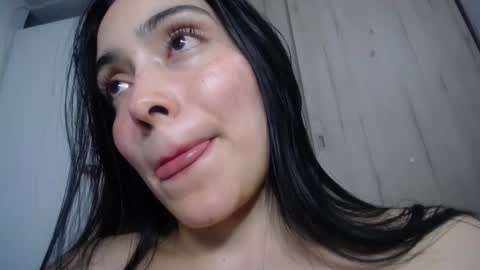 we_we77 online show from 16, 10, 2025