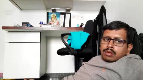 sexyguy online show from 10, 2, 2026