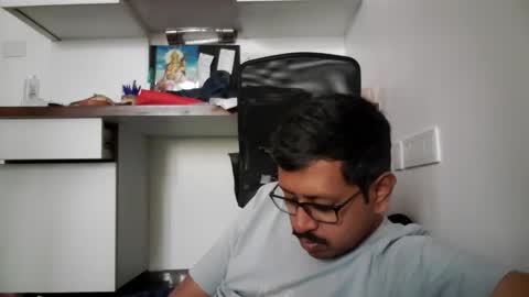 sexyguy online show from 19, 2, 2026