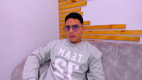 Jhonny Dick  his neighbors. online show from 30, 9, 2025