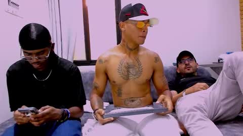 Jhonny Dick  his neighbors. online show from 13, 2, 2026