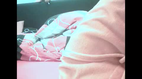 Daddy online show from 2, 1, 2025