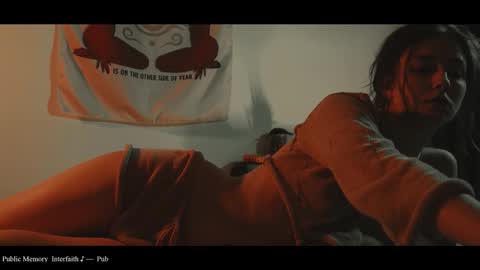 Snapshot of webcora chatting on 19, 10, 2025 Coraline online show from 19, 10, 2025