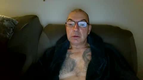 wechatistrokeurub online show from 29, 10, 2025