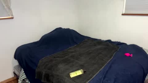 WeDaShit Come Vibe with me . online show from 23, 3, 2026