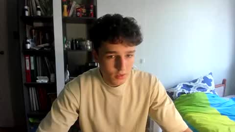 wee_willy_winky online show from 23, 5, 2026