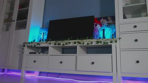 Snapshot of weed_princesss chatting on 9, 12, 2024 moon online show from 9, 12, 2024