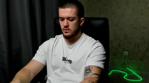 Snapshot of well_boy_ chatting on 14, 1, 2026 well_boy_ online show from 14, 1, 2026