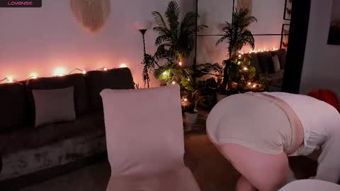 Snapshot of wendyycandy chatting on 28, 3, 2026 wendyycandy online show from 28, 3, 2026