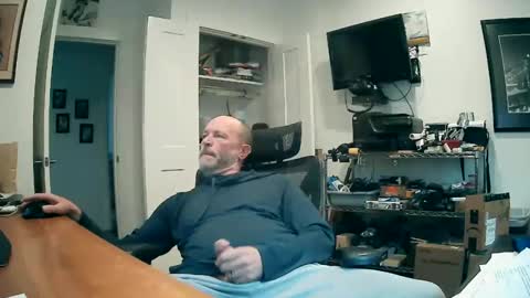 Snapshot of weseeyouwatching chatting on 2, 12, 2025 weseeyouwatching online show from 2, 12, 2025