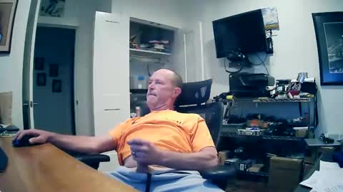 Snapshot of weseeyouwatching chatting on 4, 12, 2025 weseeyouwatching online show from 4, 12, 2025