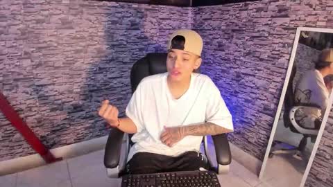 Snapshot of wesley_boy_ chatting on 3, 3, 2026 Wesley Boy online show from 3, 3, 2026