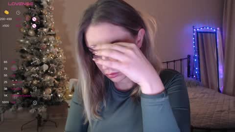 Snapshot of wet_lana chatting on 19, 12, 2024 Lana online show from 19, 12, 2024