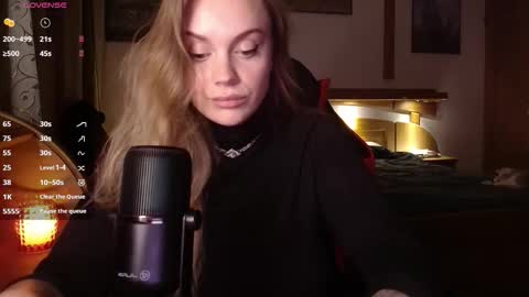 Snapshot of wet_lana chatting on 1, 11, 2025 Lana online show from 1, 11, 2025