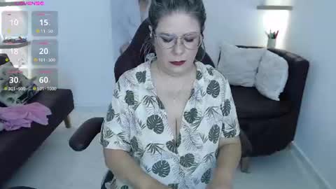 Snapshot of wet_liss chatting on 8, 7, 2026 Diva online show from 8, 7, 2026