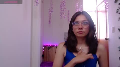 Snapshot of wet_valery chatting on 9, 3, 2025 Valery online show from 9, 3, 2025