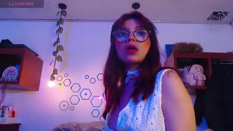 Snapshot of wet_valery chatting on 17, 9, 2025 Valery online show from 17, 9, 2025