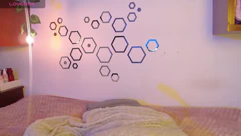 Snapshot of wet_valery chatting on 3, 10, 2025 Valery online show from 3, 10, 2025