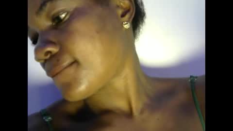 wetdripping_pussie7 online show from 20, 3, 2026