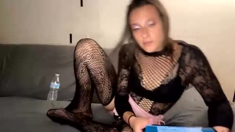 wetpanties_foryou online show from 24, 6, 2026
