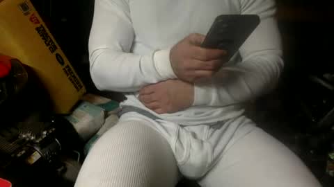 Snapshot of whackingmywilly chatting on 24, 12, 2024 whackingmywilly online show from 24, 12, 2024