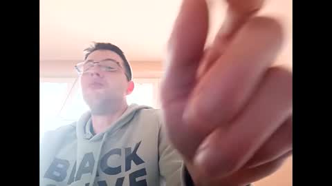 stoffy online show from 24, 1, 2025