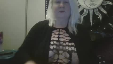 whipsnap19 online show from 27, 11, 2025