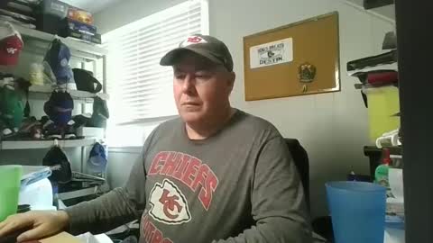 Snapshot of whiskyguy47 chatting on 12, 1, 2025 whiskyguy47 online show from 12, 1, 2025