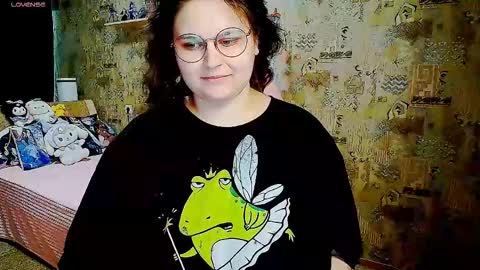 Snapshot of whisperinthedarkk chatting on 10, 9, 2025 whisperinthedarkk online show from 10, 9, 2025