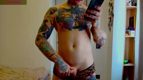 Snapshot of white_king999 chatting on 7, 7, 2026 Max online show from 7, 7, 2026