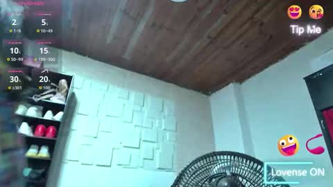 white_sexy_ online show from 28, 4, 2026