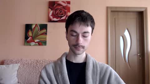 Snapshot of white_sport chatting on 5, 3, 2026 Tom online show from 5, 3, 2026