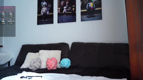 Kate  online show from 4, 3, 2025