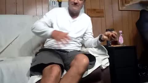 Snapshot of whitelion67 chatting on 28, 5, 2026 whitelion67 online show from 28, 5, 2026