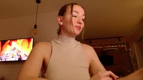 You wont find me here on Saturdays and Sundays  online show from 20, 11, 2025