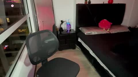 Snapshot of whites_emma chatting on 28, 2, 2026 EMMA online show from 28, 2, 2026