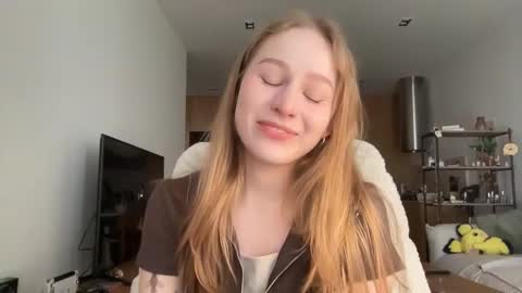 Alisa online show from 24, 9, 2025