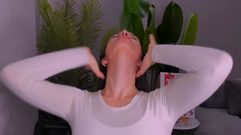 Snapshot of whoislulu chatting on 10, 12, 2024 whoislulu online show from 10, 12, 2024