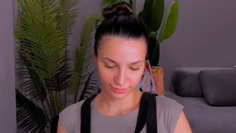 Snapshot of whoislulu chatting on 17, 1, 2025 whoislulu online show from 17, 1, 2025