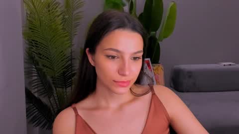 Snapshot of whoislulu chatting on 2, 2, 2025 whoislulu online show from 2, 2, 2025