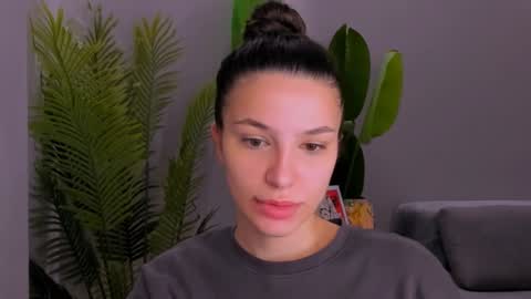 Snapshot of whoislulu chatting on 3, 2, 2025 whoislulu online show from 3, 2, 2025