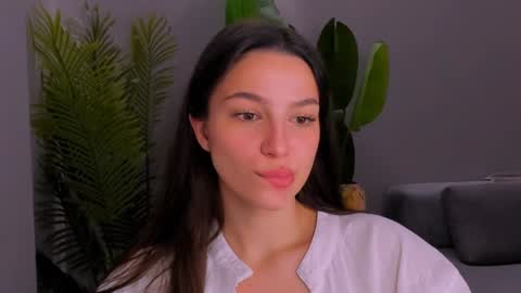 Snapshot of whoislulu chatting on 8, 2, 2025 whoislulu online show from 8, 2, 2025